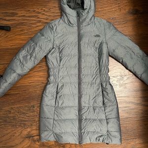 SOLD! Like new Womens XS North face coat